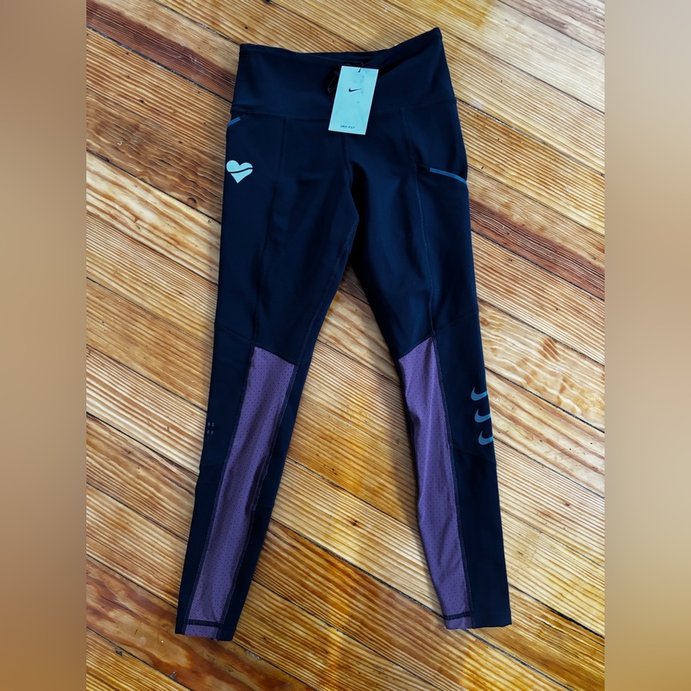 Nike Women’s Epic Luxe Leggings NWT